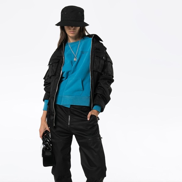 SHIPPED TO SELL AT THE REAL REAL! - Picture 4 of 9